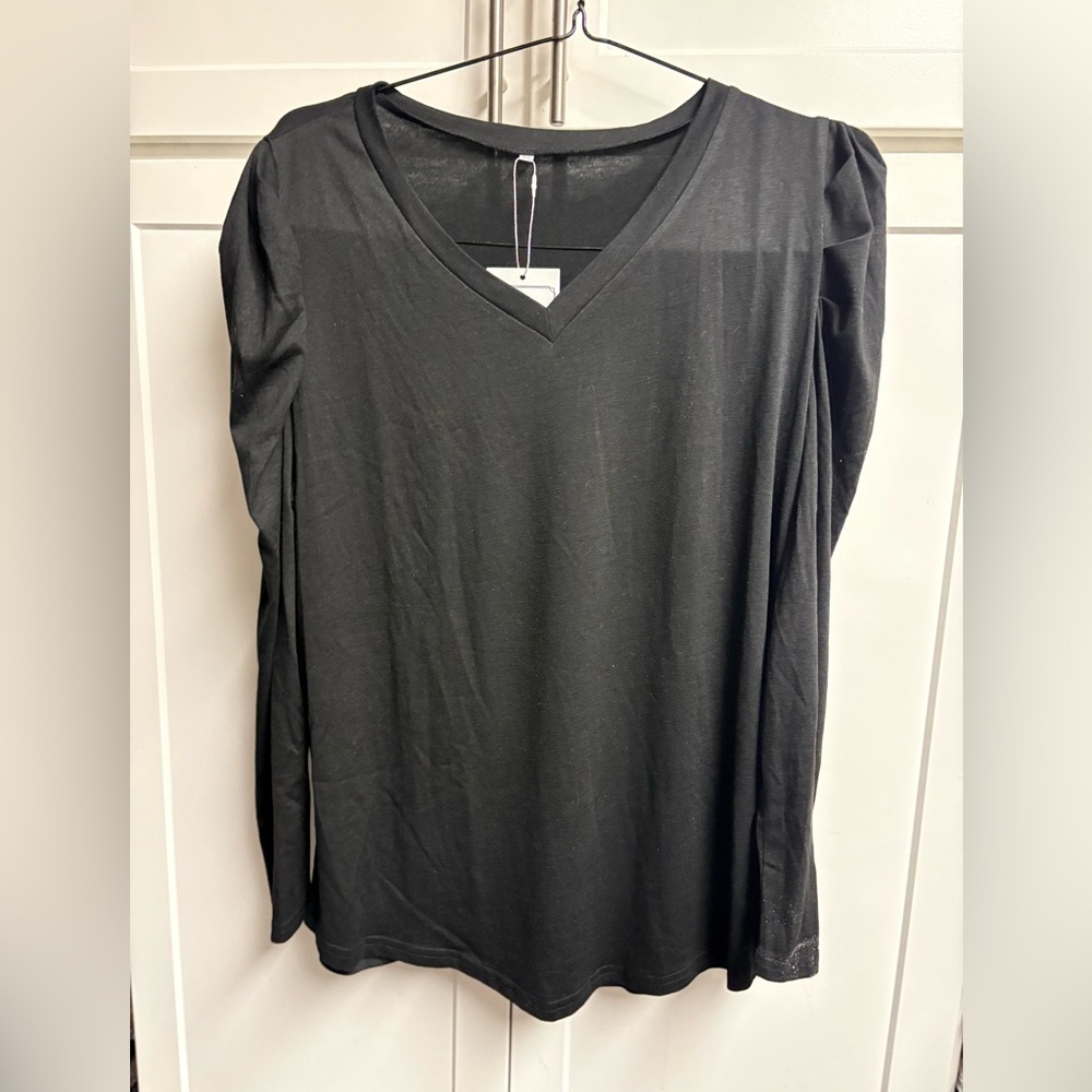 Black Long Sleeve Top v-neck. Size XL